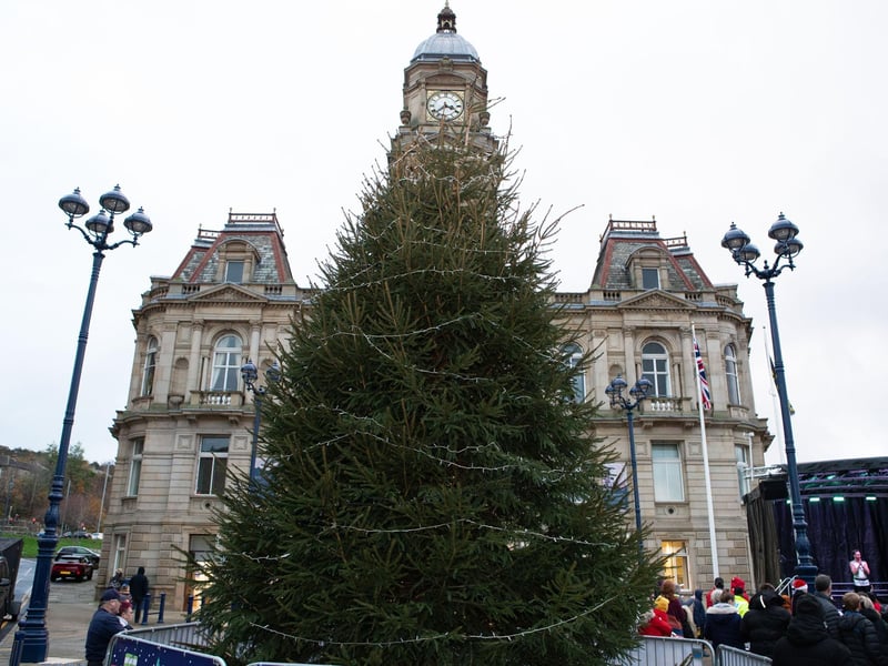 Dewsbury town centre will be filled with local musicians, attractions, live reindeer, seasonally themed workshops and walkabout acts, and Christmas markets with gifts, food and drinks. Activities will be free for all, including live music stages, Santa’s Grotto, photo booths, snowboarding, and a reindeer rodeo over the weekend of December 7 and 8 2024.