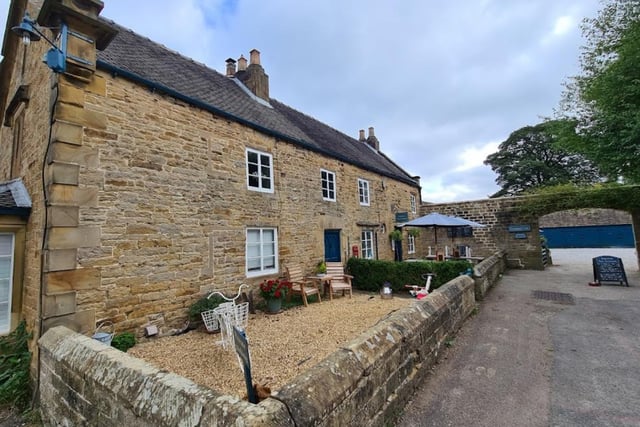 Edensor Tea Cottage, Bakewell, DE45 1PH. Rating: 4.5/5 (based on 488 Google Reviews). "Beautiful little cafe, the staff are really helpful and the food was really nice."