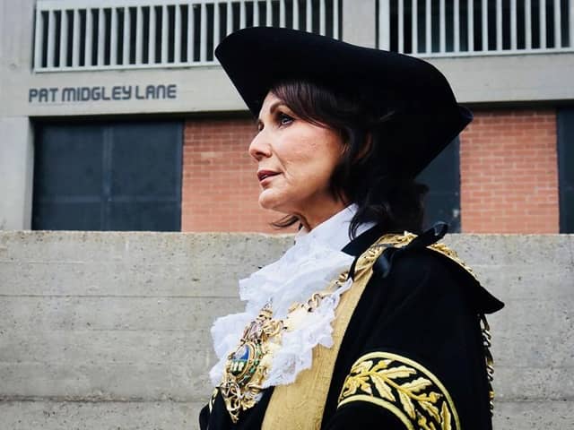 Members of Sheffield City Council have elected the city’s 127th Lord Mayor but she is only the 20th woman – and “may be the first single mum” – holding the role.