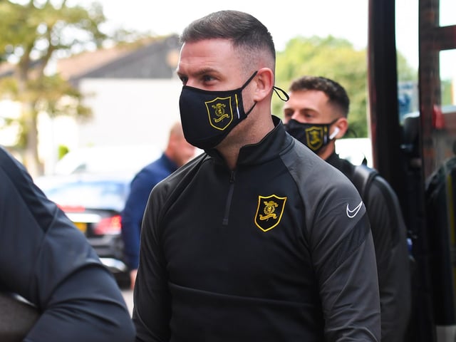 The signing of Anthony Stokes was confirmed on Saturday afternoon. He adds much needed experience and goals to Livi after the loss of Lyndon Dykes. It has been clear over the past two games, draw to Rangers and defeat to Aberdeen, they are lacking that threat. Behind Stokes there isn’t the required quality at the moment for the team to be too much of a threat with young players, untested in the top-flight.