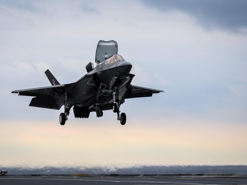 UK test pilot Peter Wilson, conducts the worlds first ever Shipborne Rolling Vertical Landing (SRVL) onboard the HMS Queen Elizabeth. Picture: LPhot Kyle Heller/ Royal Navy