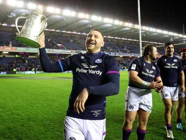 An outstanding controlled performance from the stand-off whose cross-field kicking led to Scotland’s second try. Three from three from the tee. - 8
