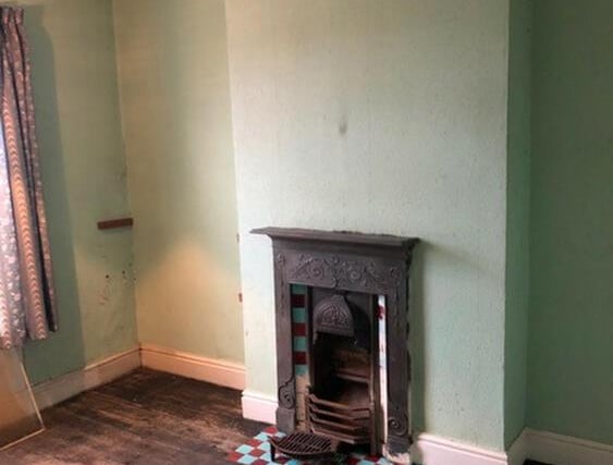 The property retains some delightful original features including deep skirting boards and ornate cast iron open fireplaces