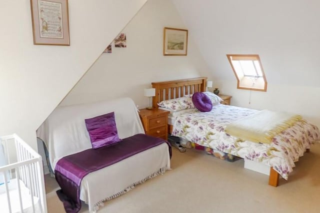 A second generous double bedroom with an en-suite shower room.

Picture: Right Move