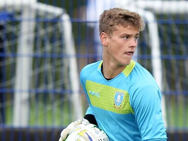 Josh Render has extended his contract at Sheffield Wednesday. (via @SWFC)
