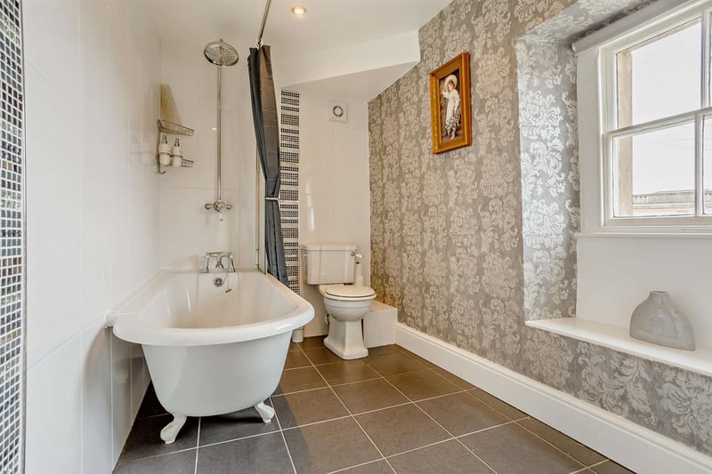 Zoopla says the property boasts "stunning" architecture.