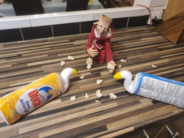 Kerry made Marmite, a tree elf, for her daughter.
This is a great idea!