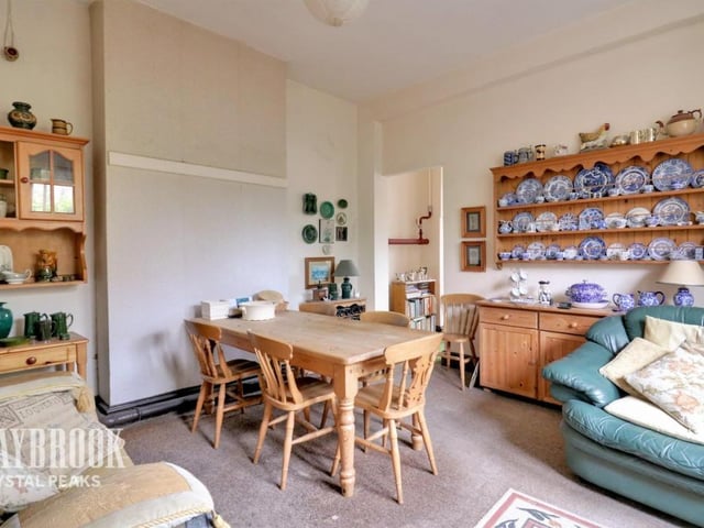 The dining area offers space to entertain and discuss this amazing property.