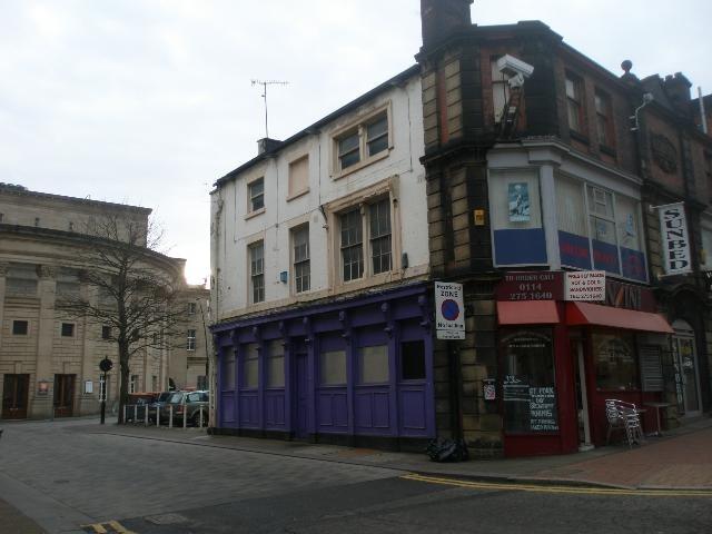 The Red Lion was situated at 35 Holly Street.