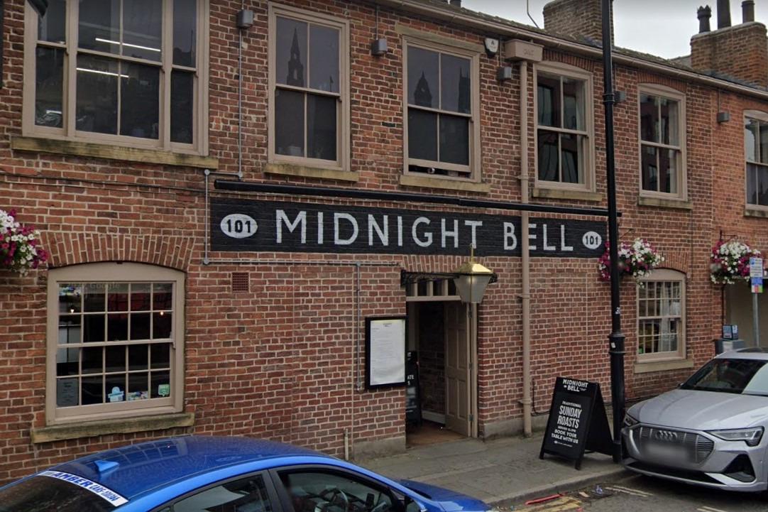 Midnight Bell in Hunslet Road, is open on Christmas Day. The pub will serve a range of Christmas menus, including a Christmas Set Menu and Christmas Buffet.