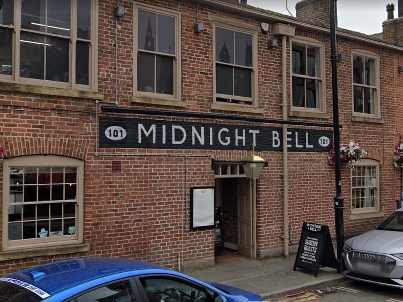 Midnight Bell in Hunslet Road, is open on Christmas Day. The pub will serve a range of Christmas menus, including a Christmas Set Menu and Christmas Buffet.