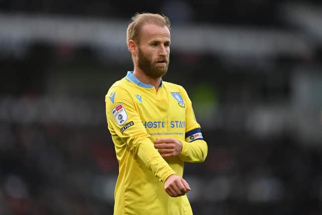 DERBY, ENGLAND - DECEMBER 03: Barry Bannan of Sheffield Wednesday during the Sky Bet League One between Derby County and Sheffield Wednesday at Pride Park Stadium on December 03, 2022 in Derby, England. (Photo by Gareth Copley/Getty Images):d