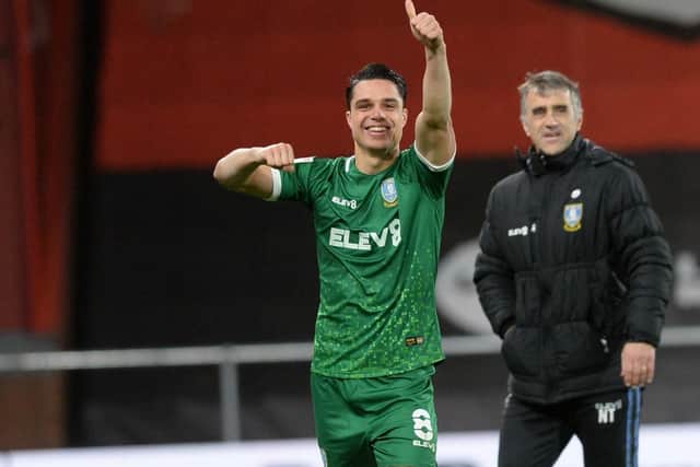Joey Pelupessy is moving to Turkey after leaving Sheffield Wednesday.