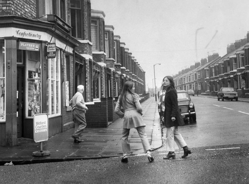 Looks like these youngsters were off to the corner shop in this 1972 view of St Vincent Street.
