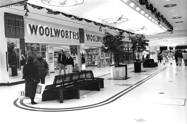 Woolworths in December 1990