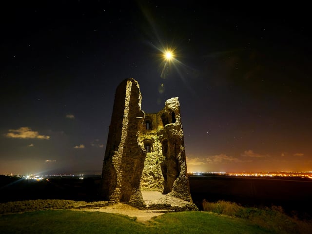 Shortlisted - Diana Buzoianu - Hadleigh Castle ruins. See SWNS story SWNNhistoric.
Skydivers over the Great Pyramids of Giza and a Welsh farmhouse are just some of the astonishing pictures from the 2020 Historic Photographer of the Year Awards. The awards called on photographers to capture “history all around usâ€, in the form of historical places and cultural sites around the world. Astonishing images of civilisation’s most iconic landmarks, including the Taj Mahal, Pompeii and the Palace of Versailles are just some of the historical sites featured. But the Overall Winner out of thousands of entries in the worldwide competition was awarded to Michael Marsh, for his sombre picture of Brighton Palace Pier, captioned “standing in the full force of weather and timeâ€.