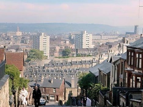 (Photo: Blake Street - Sheffield's steepest street? 17th June 1961)