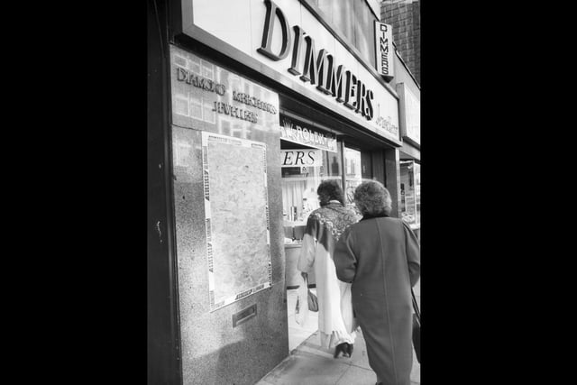 This picture from November 1989 shows shoppers heading into Dimmers. It was a jewellery store that could be found if you took a trip to Osborne Road in years gone by.