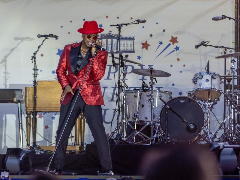 Ne-Yo will be bringing his Champagne and Roses tour to Leeds First Direct Arena next March.