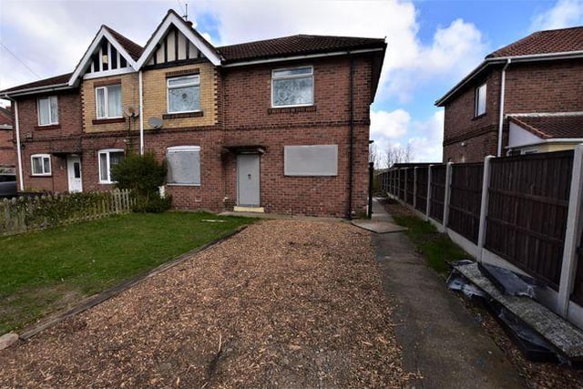 This three bedroom house has been viewed 1605 times in last 30 days. Marketed by Thomas James Estates.