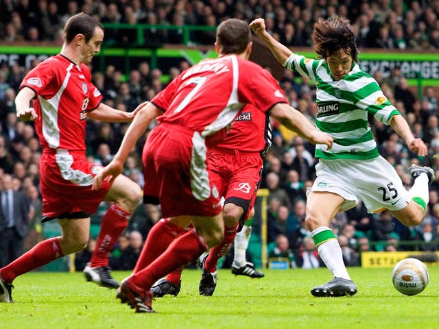 Shunsuke Nakamura bagged a hat-trick after Jack Ross had been red carded in the 28th minute. Scott Brown even helped himself to a rare double. Marc Crosas and a John Potter OG completed the scoring