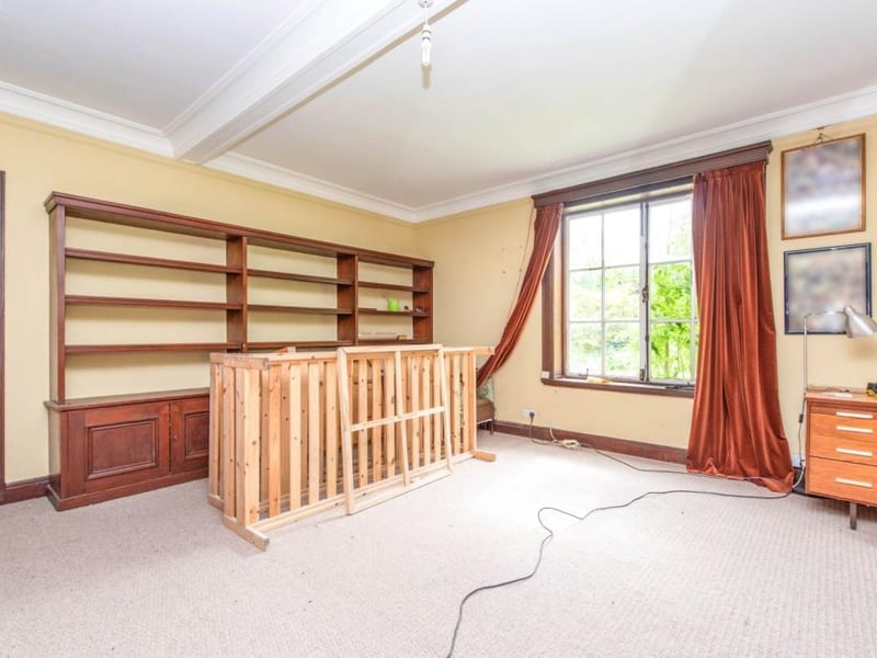 Reception room 1.