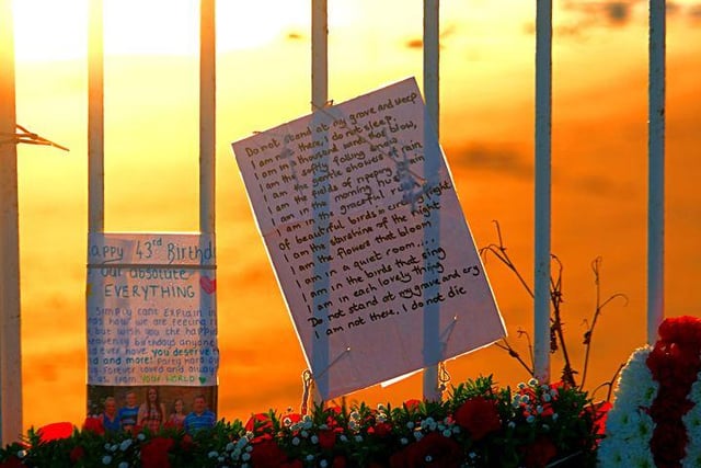 Messages and tributes left on the seafront at Roker in honour of Dean.
Photo by John Alderson.