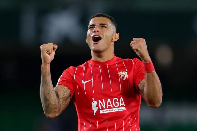 News on Thursday revealed that Newcastle had seen a bid for the Brazilian rejected by Sevilla. The Spanish club are reportedly holding out for £40m.