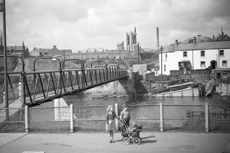 This photo, taken on May 11, 1959, shows the tubular steel footbridge linking Cox Green with Washington which was opened in June the previous year (1958). Before the bridge was built Cox Green was virtually cut off from the outside world.
