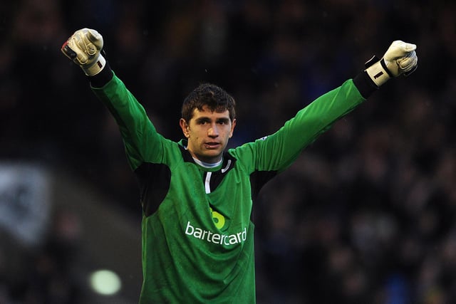 A brief but largely impressive spell on loan from Arsenal saw Emiliano Martinez impress between the Wednesday sticks back in the 2013/14 season.