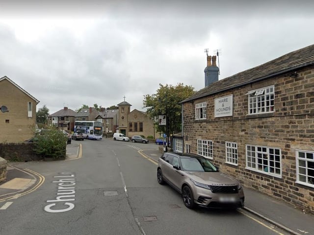 Dore and Whirlow comes in as the 2nd most expensive neighbourhood in Sheffield. On average, houses were sold in this area for £500,000.