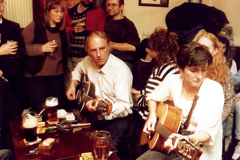 Irish singers at Fagans Pub in the 1990s