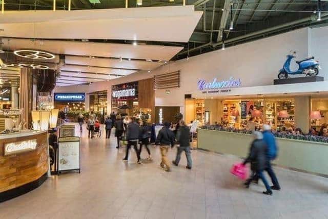 There are a number of job vacancies available at Meadowhall right now, including retail, customer service and hospitality roles