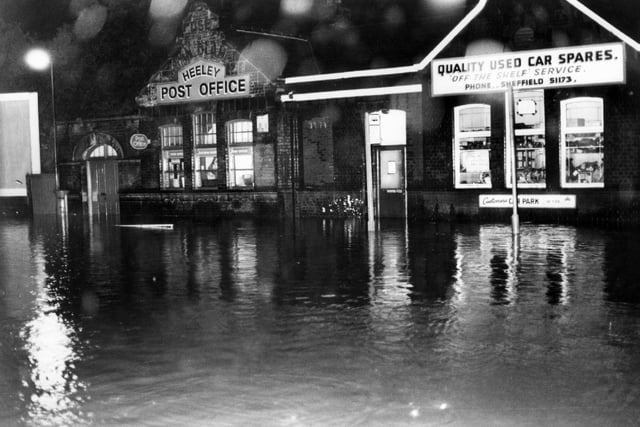 Flooding at London Road, Heeley under the railway bridge in 1982