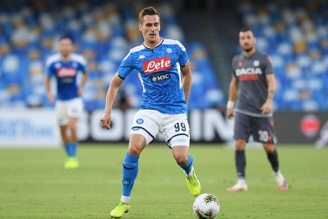 West Ham United need to raise £7m if they are to beat Marseille to the signing of Napoli striker Arkadiusz Milik. The Pole scored 11 goals in 26 Serie A games last season. (Radio Kiss Kiss via SportWitness)