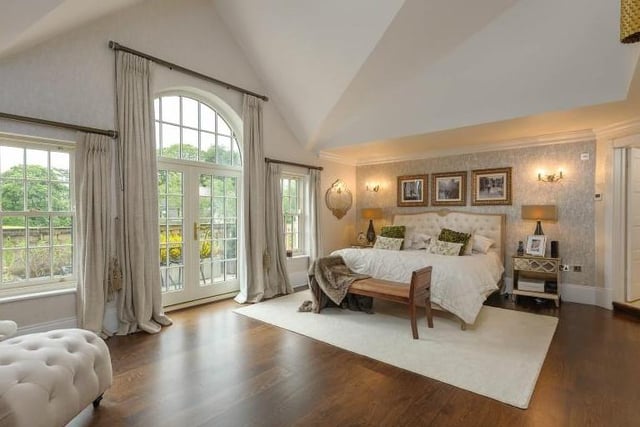 Another one of the six bedrooms in the property, many of which include en-suite Jacuzzi bathrooms and shower rooms.
Image by Rightmove.