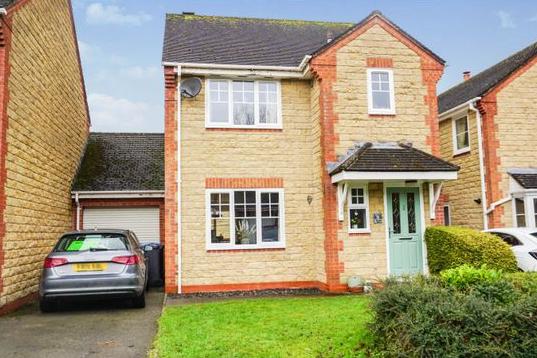 This three-bedroom detached house has an asking price of £295,000. (https://www.zoopla.co.uk/for-sale/details/57563611)