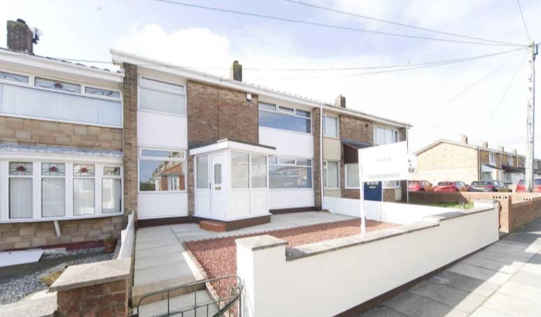This three bedroom house was the most viewed Hartlepool property on Zoopla in May. It's currently on the market for £95,000.