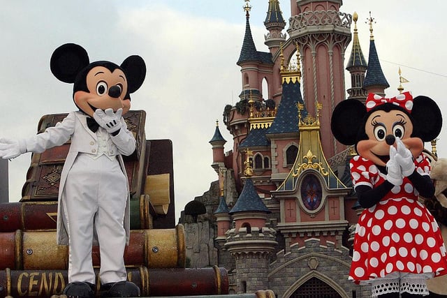 Mickey and Minnie Mouse (Photo: Medhi Fedouach/AFP)