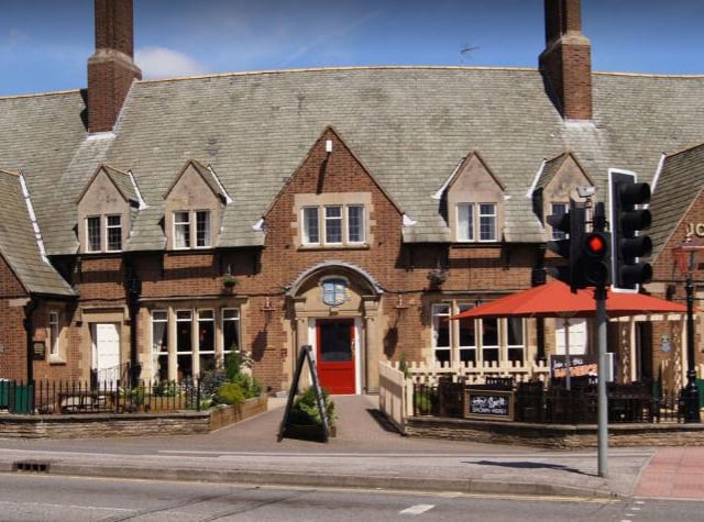 The Sir John Cockle in Mansfield is a traditional community pub in which all are welcome. Their well-maintained historic exterior, lovely beer garden, and friendly staff make them the natural hub of the local area. Call them on, 01623 623459.