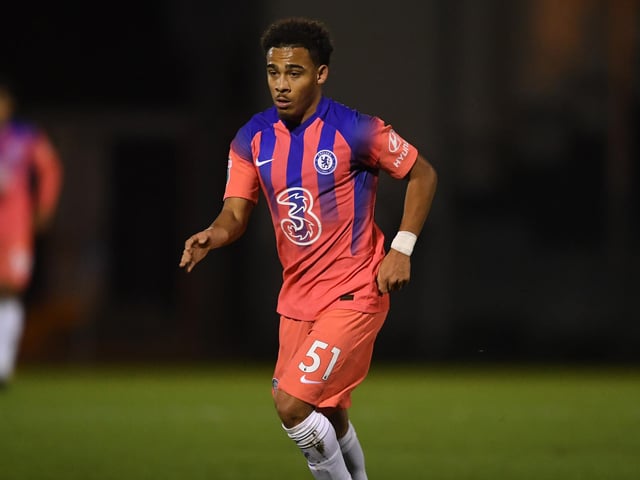 Royale Union Saint-Gilliose - Accrington Stanley (Loan)