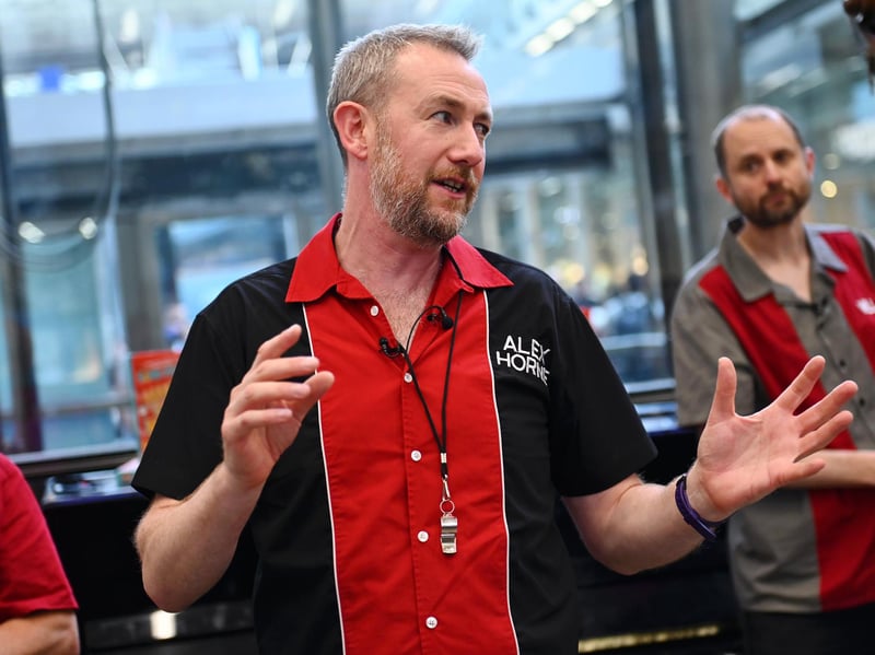 Alex Horne and his comedy-music quintet return with all-new songs, jokes, questionable choreography, and glorious chaos from 'Britain’s Funniest Band'. 🎟️ Leeds Grand Theatre