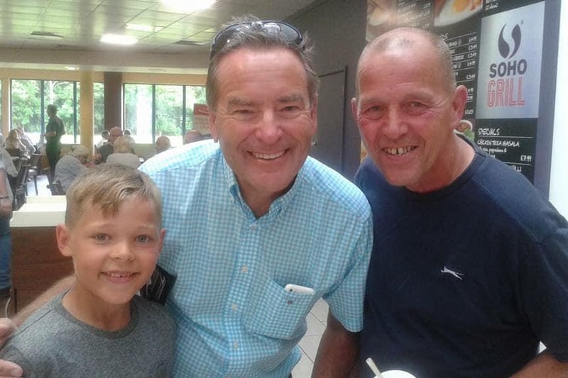 Dawne Cryans, said: "My hubby & son with Jeff Stelling - unbelievable!"