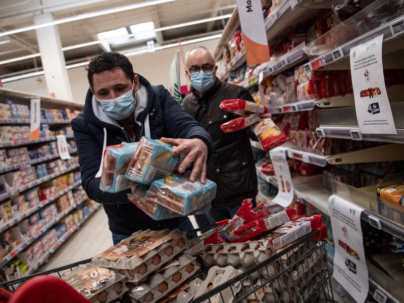 Plenty of our readers were annoyed by people not wearing masks properly - particularly when they are under the nose.
