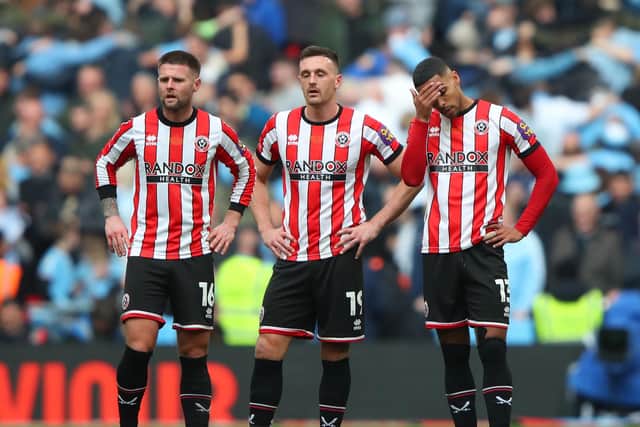 Oliver Norwood (left) and Jack Robinson (centre) are both approaching the end of their Sheffield United contracts: Paul Thomas / Sportimage