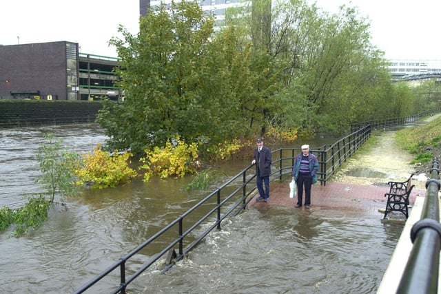 High water level on the Five Weirs Walk near The Wicker in November 2000