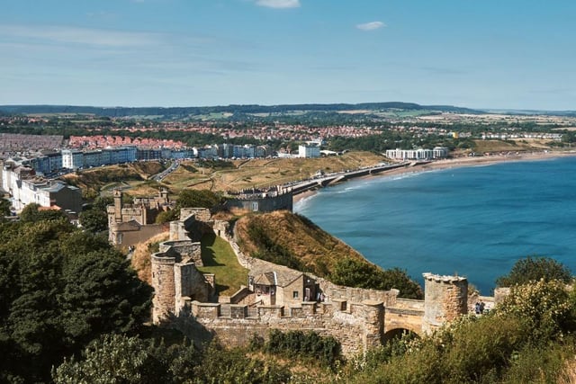 Ideal if you want to escape for a break by the sea, Scarborough is famed for its beautiful scenery and golden sandy beaches, and offers miles of coastline to explore on foot.