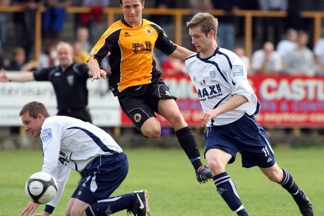 Danny Sleath (back) graduated from the Mansfield Town youth academy and signed his first professional contract in the summer of 2006. He failed to establish himself, and made only 14 appearances over two seasons before playing for a number of non-league sides.