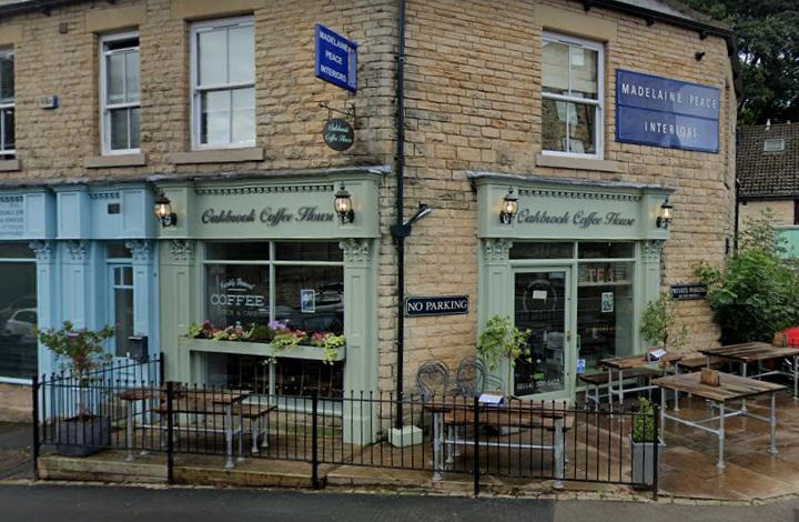 Oakbrook Coffee House on Oakbrook Road in Nethergreen specialises in homemade food. It is open from 10am until 4pm Tuesday to Thursday; from 9am to 7pm on Fridays; from 9am to 5pm on Saturdays and from 10am until 4pm on Sundays