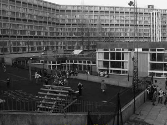 Park Hill Primary School, on Duke Street, Sheffield, in February 1993. It closed in 2006 due to falling pupil numbers and was demolished the following year.
